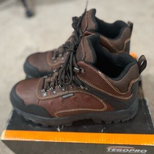 TEGOPRO COMPOSITE TOE BROWN WATERPROOF HIKER Size 11